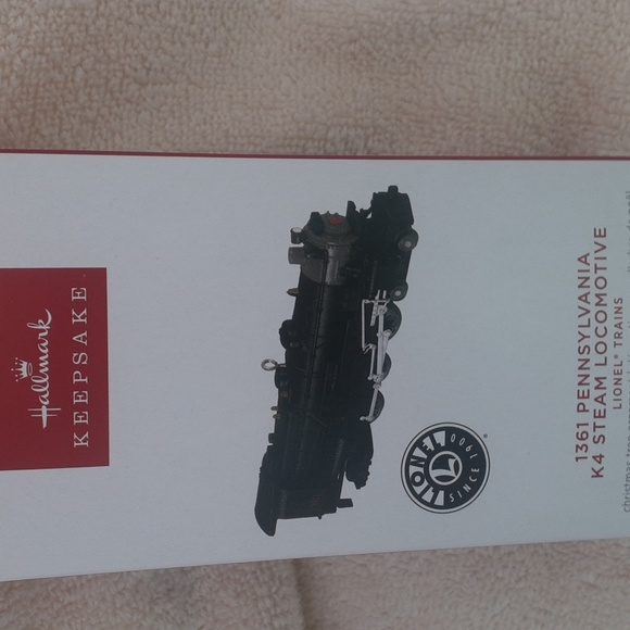 NWT 2023 #28 Lionel Trains Series - Picture 1 of 6